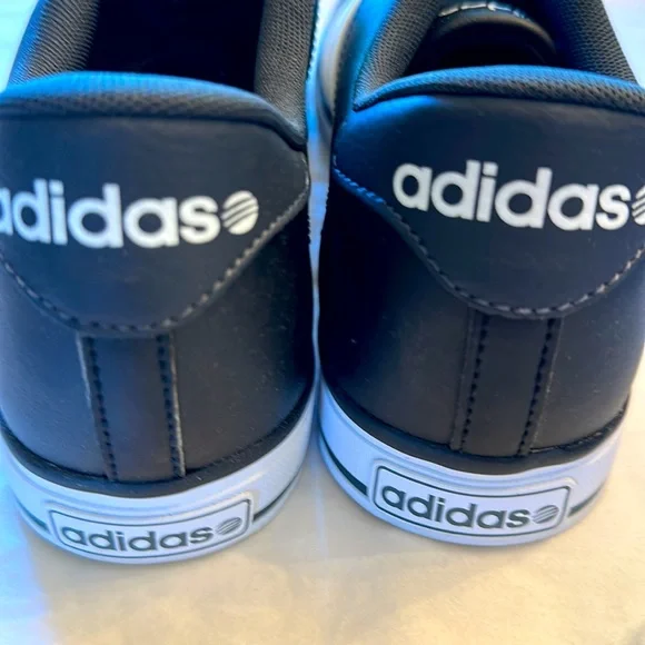 Adidas Black Daily Vulc Neo size 7 US - Picture 2 of 7